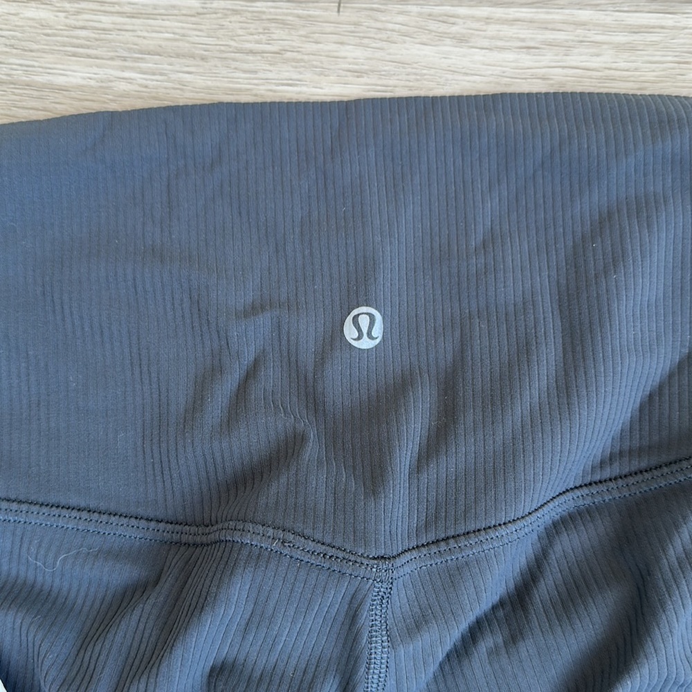 lululemon Align™ Ribbed High-Rise Pant 28" woman’s size 0 4 6 - Picture 6 of 8